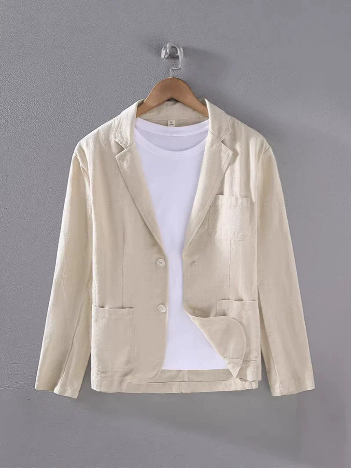 Men's linen blazer jacket featuring a casual fit, made from a lightweight breathable cotton blend, perfect for summer events. 4