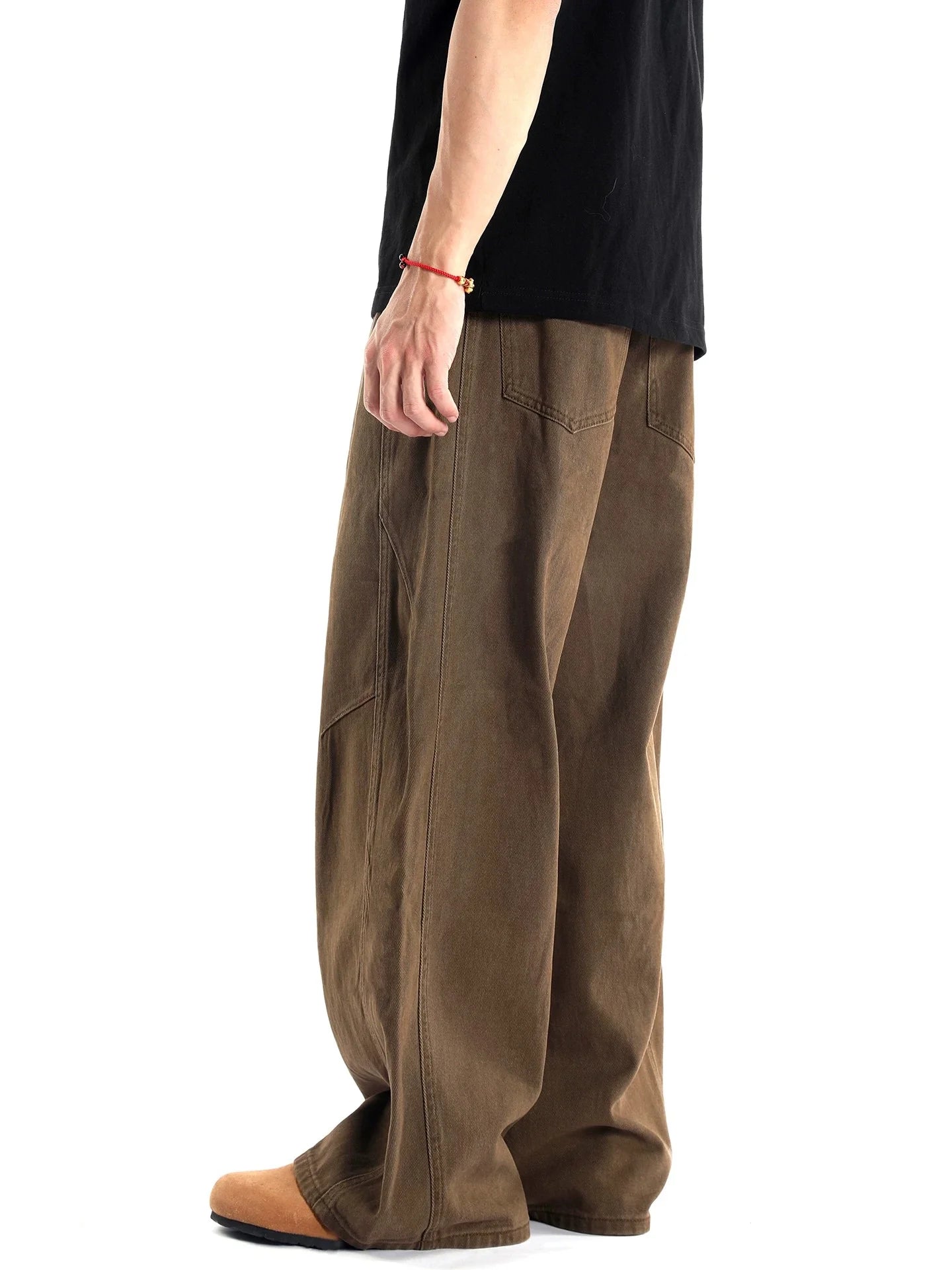 Men's wide-leg denim jeans featuring a retro curved design, designed for a loose fit, perfect for casual wear. 4