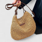 Elegant Slouchy Bag with Adjustable Strap and Secure Zipper – Versatile Everyday Design 3