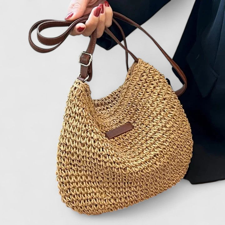 Elegant Slouchy Bag with Adjustable Strap and Secure Zipper – Versatile Everyday Design 3