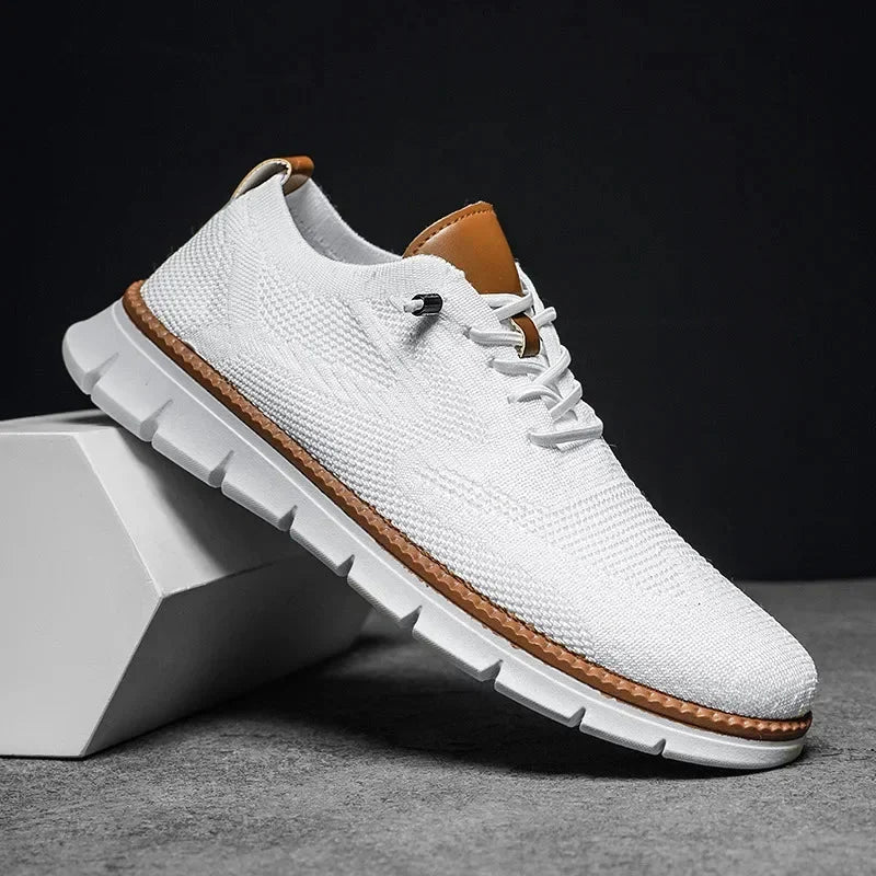 Men's breathable shoes featuring an ergonomic fit, crafted from classic Italian faux leather, perfect for timeless everyday style. 4