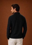 Men's premium knit smart casual overshirt featuring a full-zip closure and chest pockets, ideal for stylish layering in any season. 2