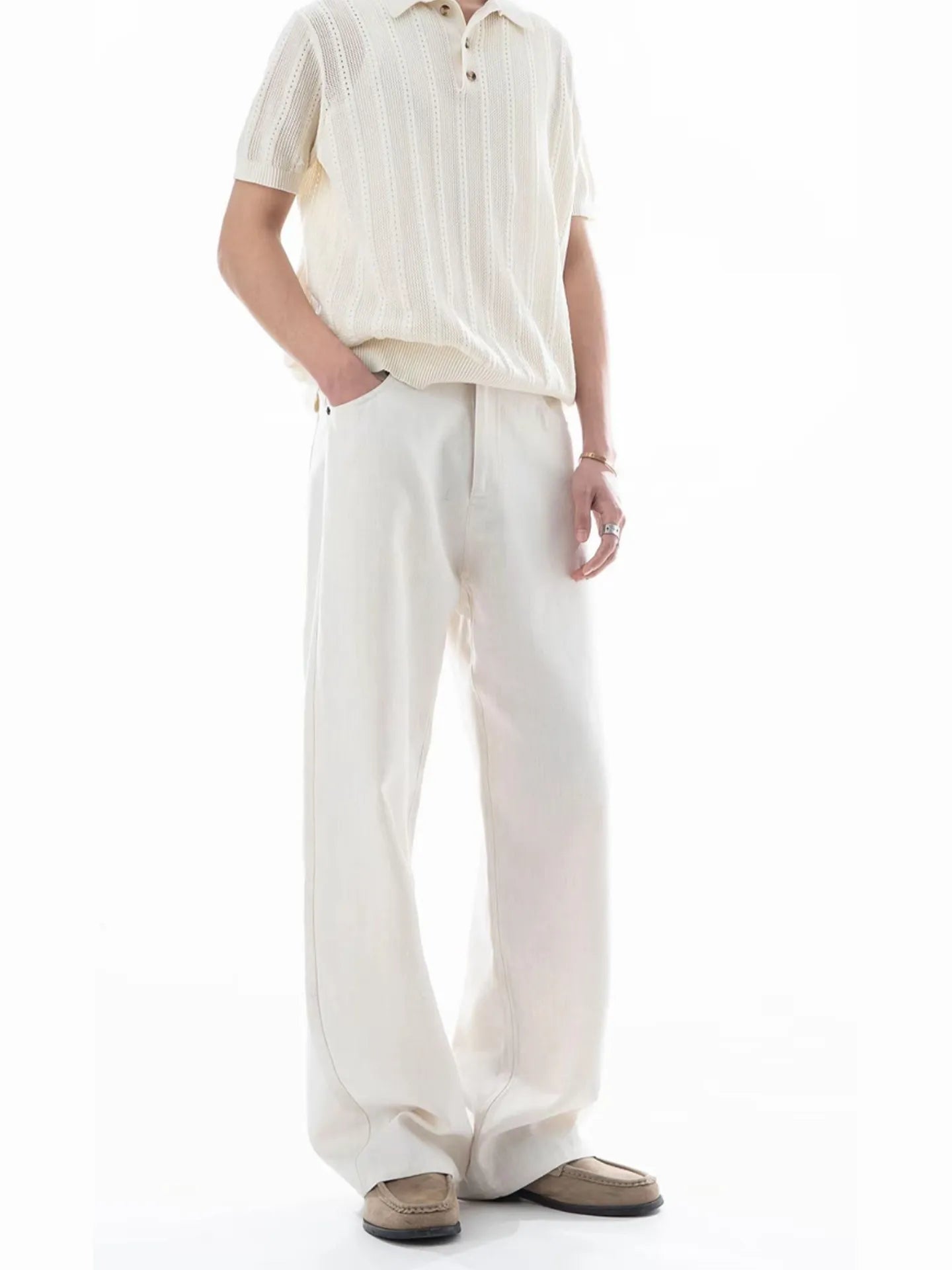 Men's linen trousers with a relaxed fit, perfect for summer; breathable fabric ideal for casual and work wear, featuring a comfortable style and versatile design. 0