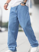 Men's mid-rise baggy jeans featuring a light wash and relaxed fit, perfect for casual wear and comfortable style. 1