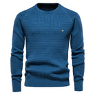 Men's textured sweater with long sleeves, perfect for warm casual winter style, showcasing a stylish knit design. 1