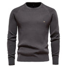 Men's textured sweater with long sleeves, perfect for warm casual winter style, showcasing a stylish knit design. 2