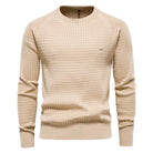 Men's textured sweater with long sleeves, perfect for warm casual winter style, showcasing a stylish knit design. 3