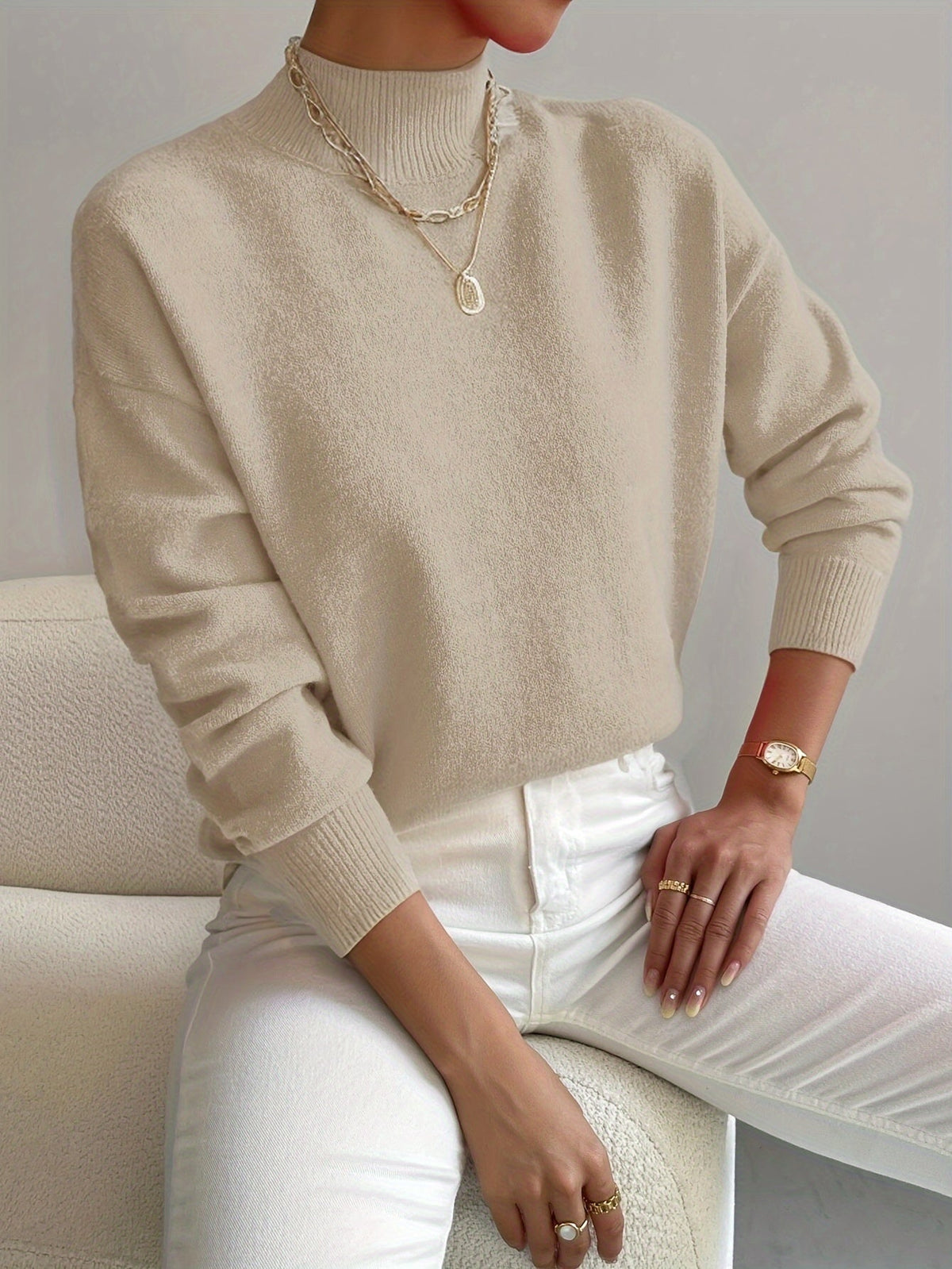 Roll neck jumper featuring a stylish turtleneck design, crafted from soft warm fabric, perfect for cozy autumn wear. 5