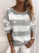 Striped sweatshirt featuring a star print, designed with a relaxed fit and made from soft jersey fabric, perfect for casual wear. 0