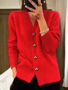 Women's lightweight cardigan featuring a secure fastener and soft knit blend, perfect for everyday wear and versatile layering options. 4