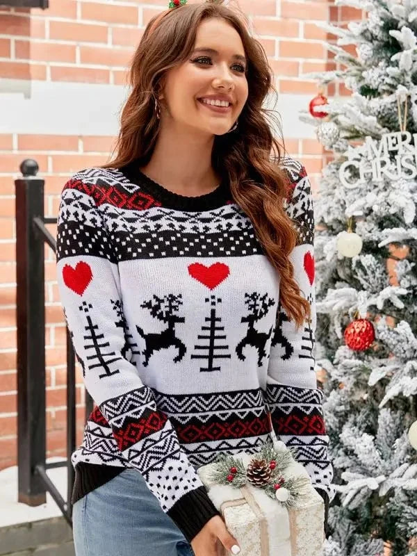 Women's Jumper with Animal Print Design, featuring a crew neck and knitted texture, perfect for casual winter wear. 6