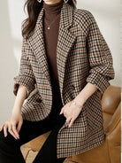 Women's oversized blazer coat featuring a stylish double-breasted closure in houndstooth wool-effect tweed, perfect for a chic and sophisticated look. 1