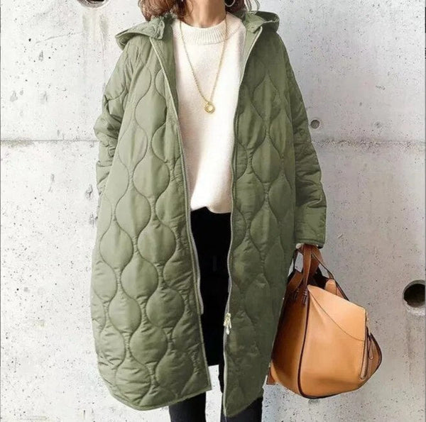 Women's quilted winter coat with hood in versatile black, perfect for cold-weather outerwear, featuring a stylish design and comfortable fit. 0