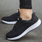 Women's sneakers featuring arch support and breathable mesh, designed for comfort and optimal airflow, ideal walking shoes for women with a wide toe box. 4