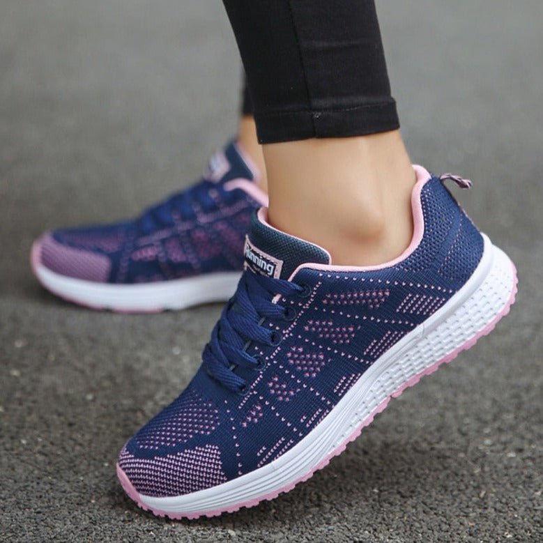 Women's sneakers featuring arch support and breathable mesh, designed for comfort and optimal airflow, ideal walking shoes for women with a wide toe box. 7